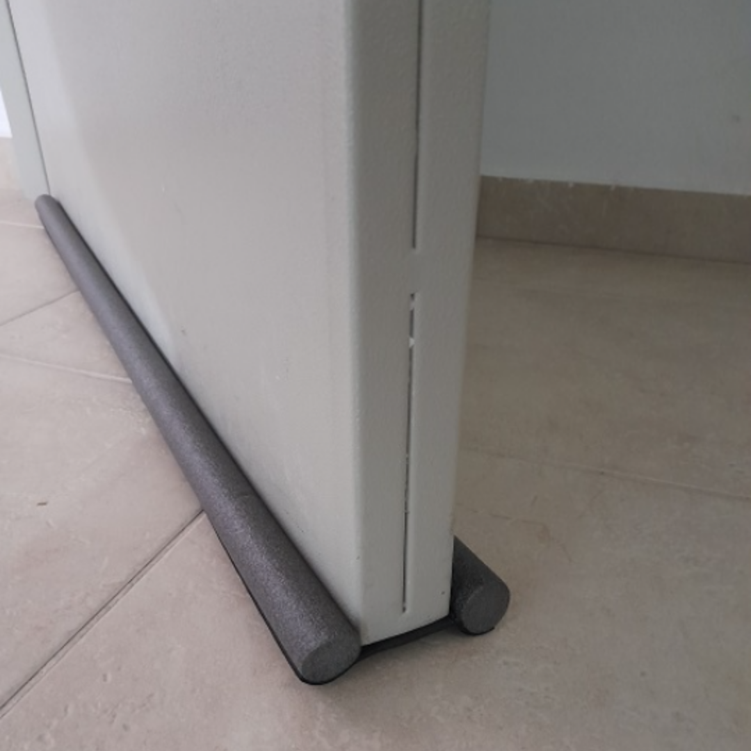 PROTECTOR PUERTA DOBLE ESPUMA (NEGRO) 2 UNIDADES